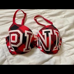 Pink wear everywhere T-Shirt bra